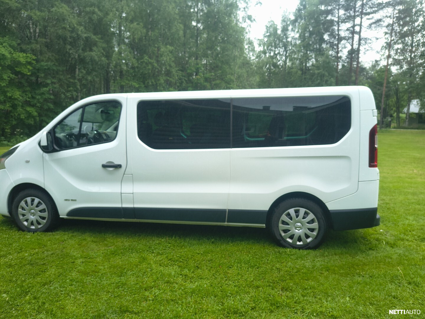 Nissan NV300