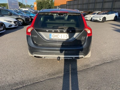Volvo V60 Cross Country 2016, photo 5/10