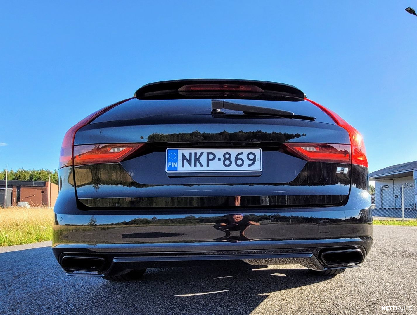 Volvo V90