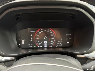 Volvo XC60 D4 AWD Business aut 2018, photo 6/6