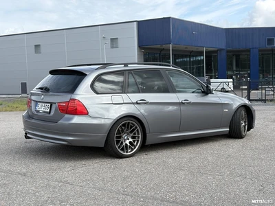 BMW 318 2010, photo 2/7