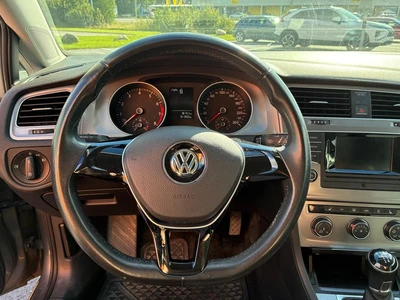Volkswagen Golf 2017, photo 6/8