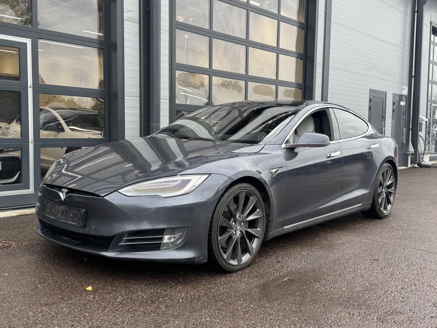 Tesla Model S