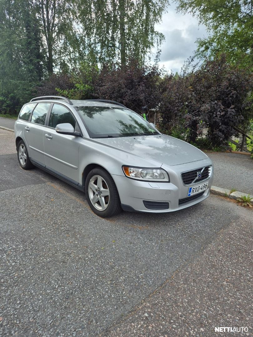 Volvo V50