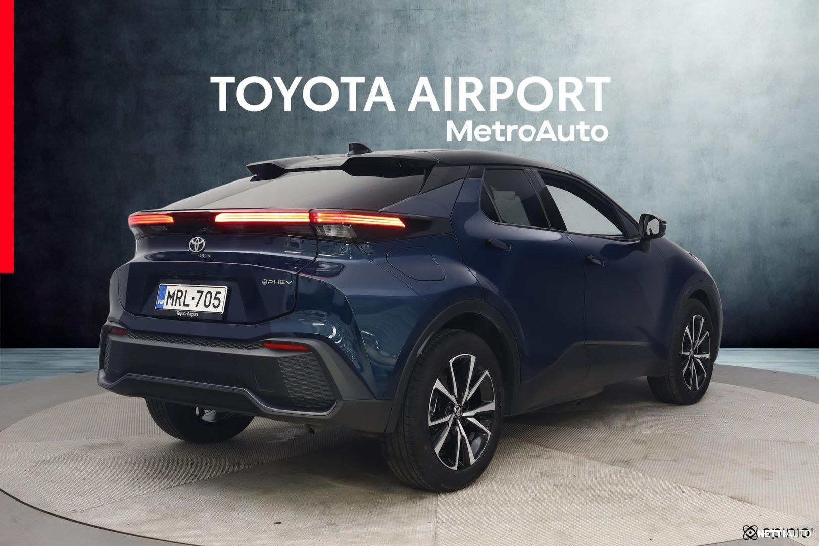 Toyota C-HR 2025, photo 5/25