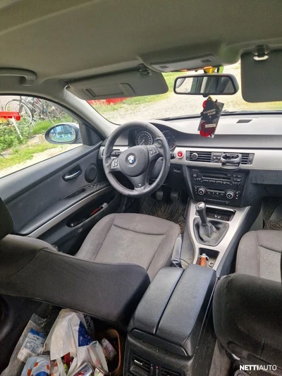 BMW 318 2006, kuva 5/6