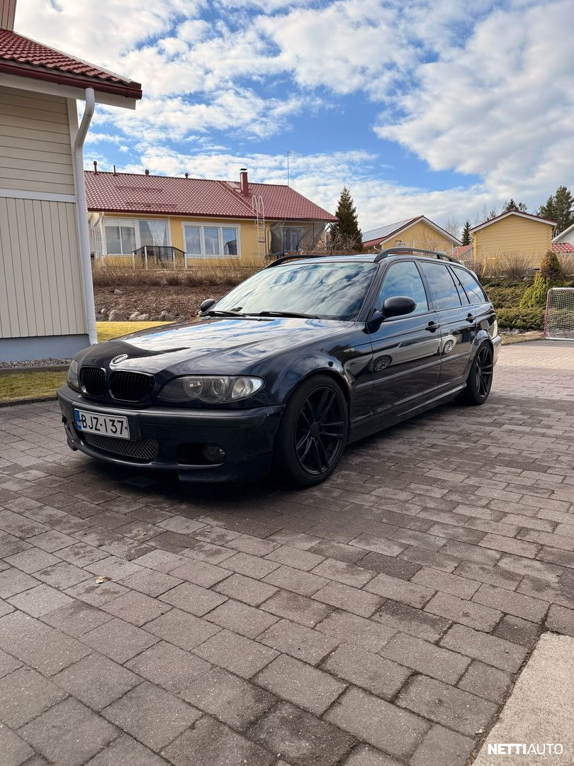 BMW 330
