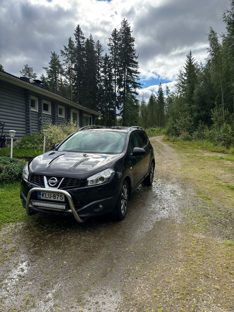 Nissan Qashqai+2