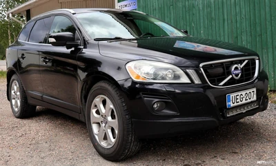 Volvo XC60 D5 AWD 151kW aut. 2010, kuva 4/22