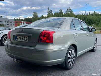 Toyota Avensis 2004, kuva 3/10