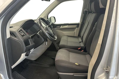 Volkswagen Transporter 2019, photo 6/28