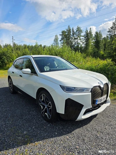BMW iX Xdrive50 2022, photo 3/31