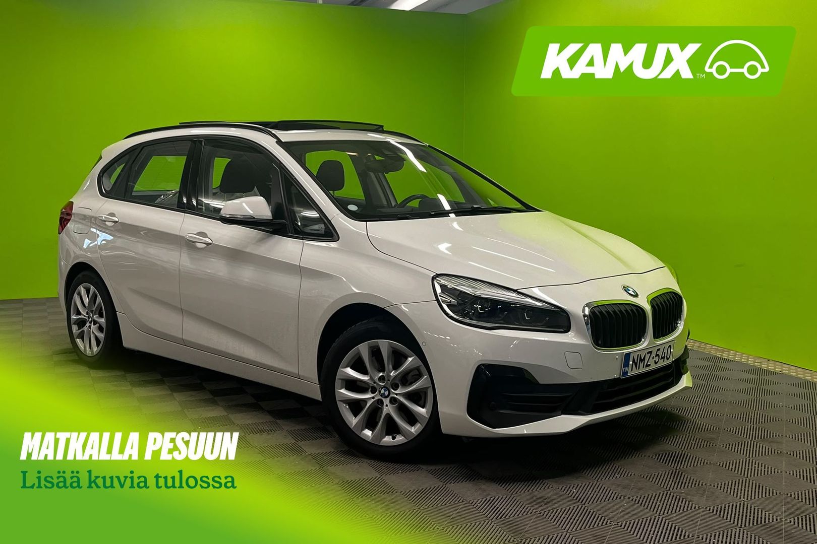 BMW 225