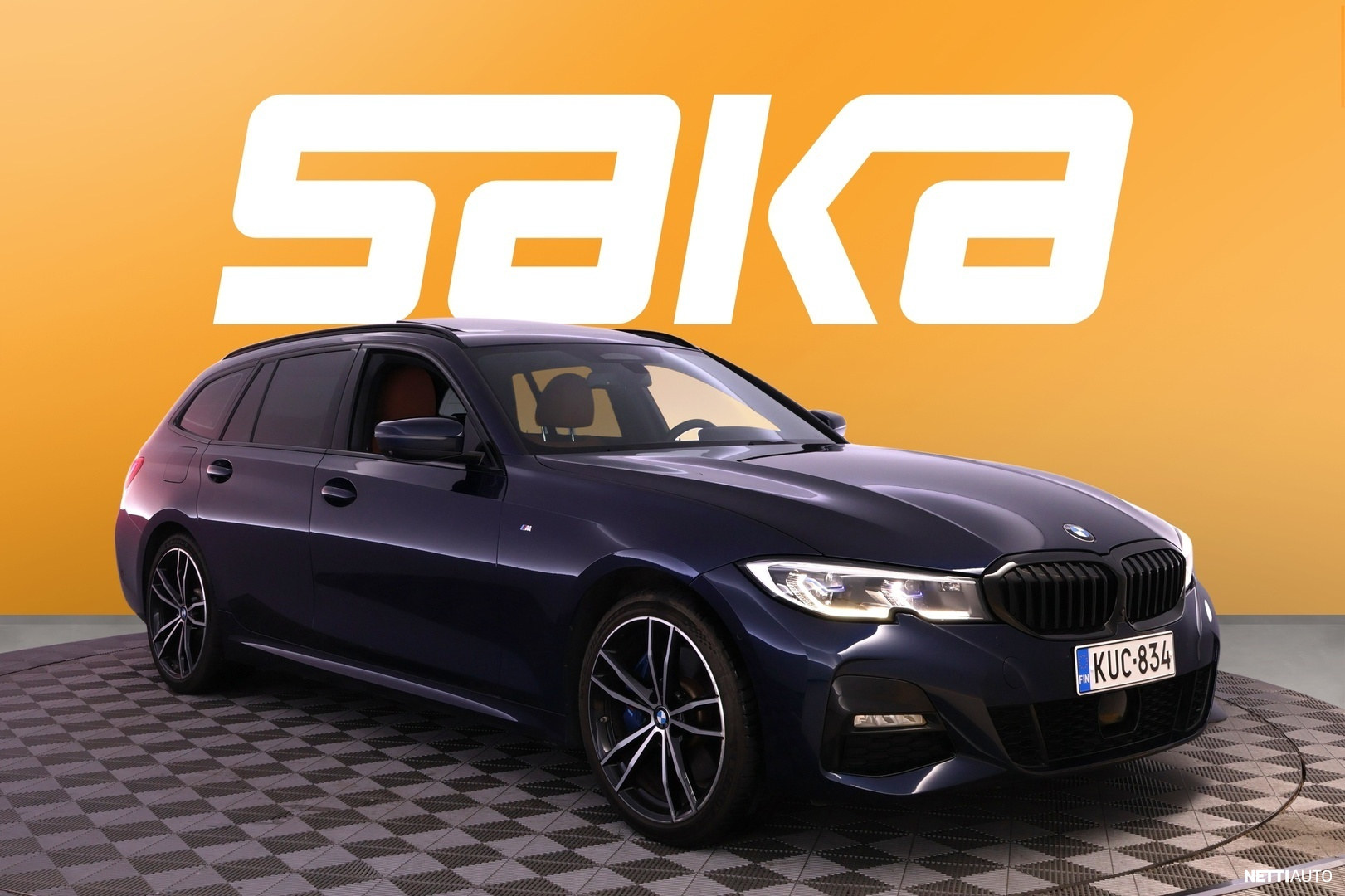 BMW 330