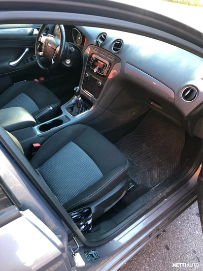 Ford Mondeo 2012, kuva 5/7