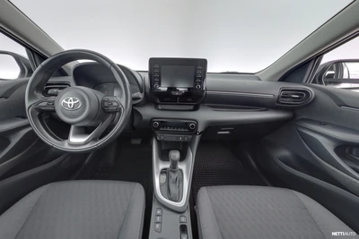 Toyota Yaris 1,5 Hybrid Active 2020, photo 7/27