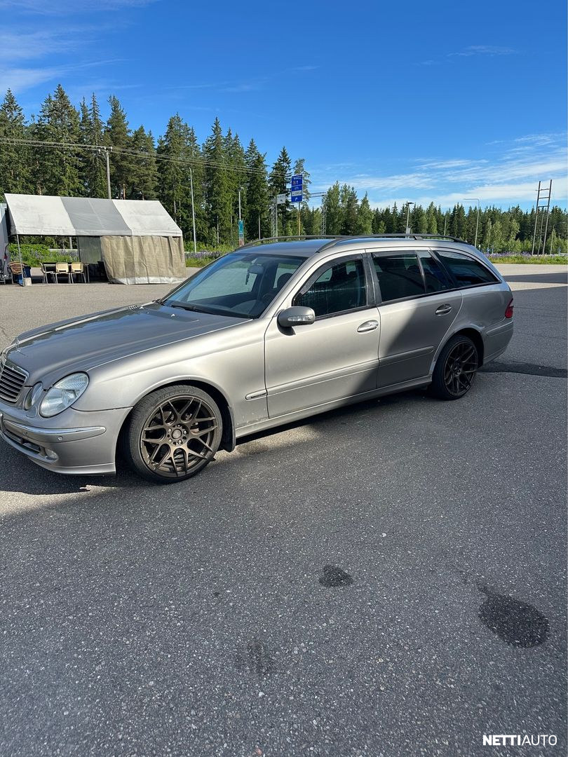 Mercedes-Benz E 220
