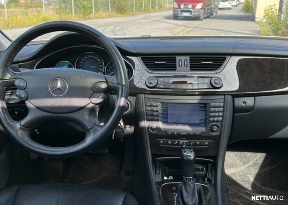 Mercedes-Benz CLS 2006, kuva 7/10