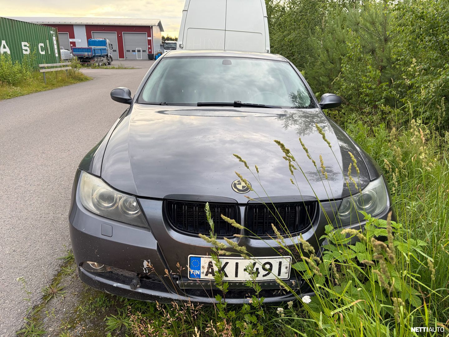 BMW 330