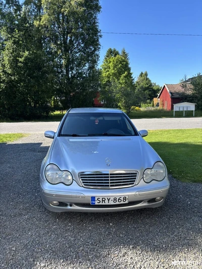 Mercedes-Benz C 2003, photo 6/12