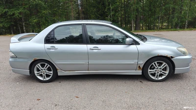 Mitsubishi Lancer 2007, kuva 2/12