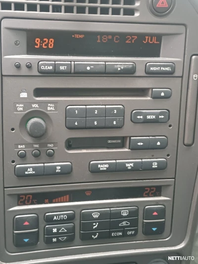 Saab 9-5 2,0t SE 2001, photo 6/7