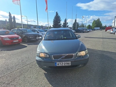 Volvo V70 2,5T AT 2003, kuva 2/7