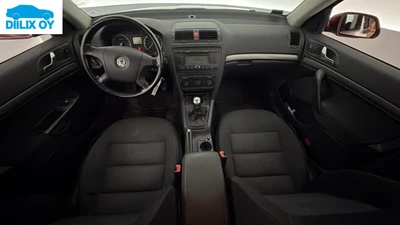 Skoda Octavia 1.6FSI Suomiauto 2007, kuva 4/8