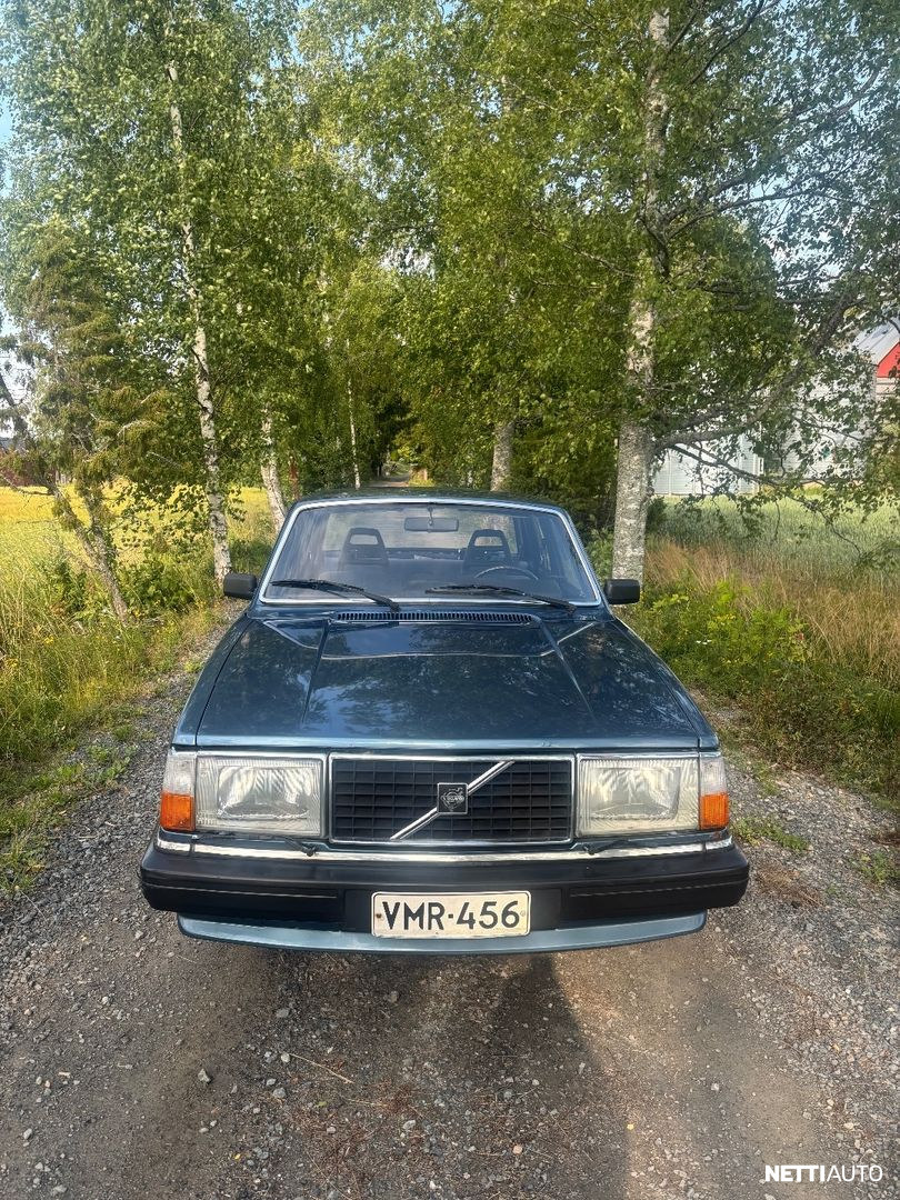 Volvo 240