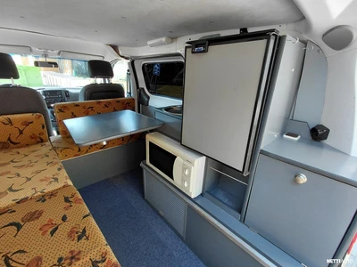 Nissan NV200 Retkeilyauto/matkailuauto 2012, kuva 6/7