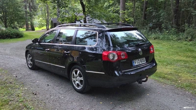 Volkswagen Passat 2009, kuva 3/7