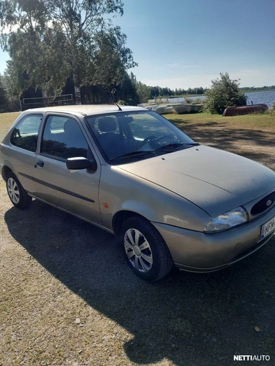 Ford Fiesta 1999, kuva 2/6