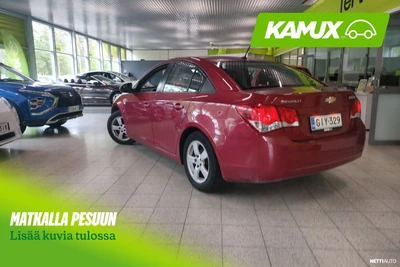 Chevrolet Cruze 4-ov LS 1,6 83kW MT5 2010, kuva 2/6