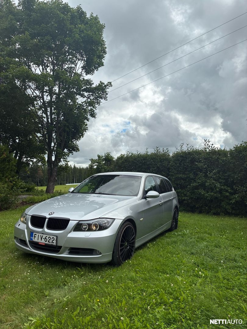 BMW 325