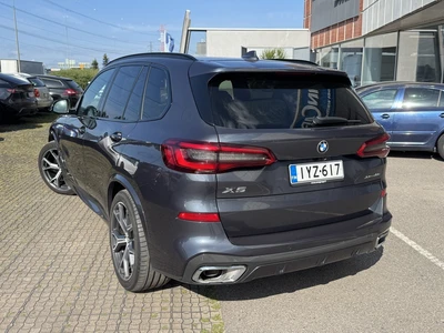 BMW X5 G05 xDrive45e A M-Sport 2020, kuva 2/24