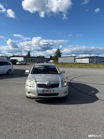 Toyota Avensis 2005, kuva 7/11