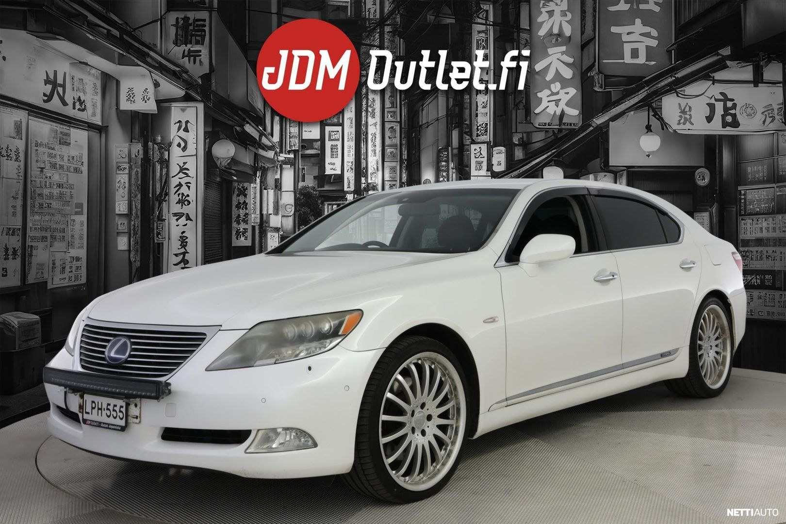 Lexus LS