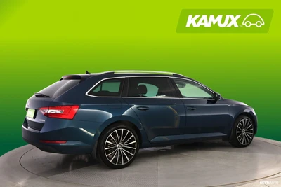 Skoda Superb 2016, photo 2/26