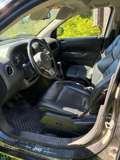 Jeep Compass 4x4 2,2 CRD Limited 2011, kuva 3/13