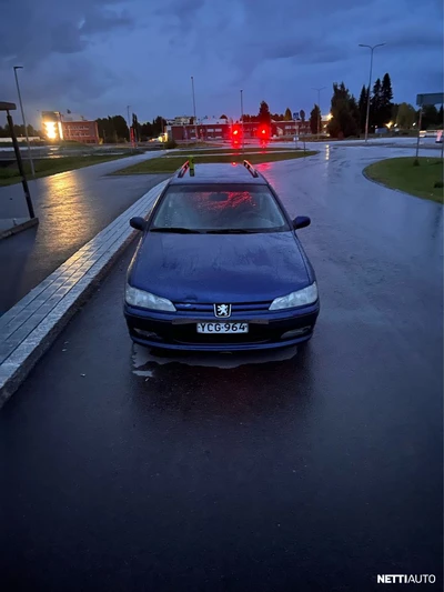Peugeot 406 1999, photo 2/4