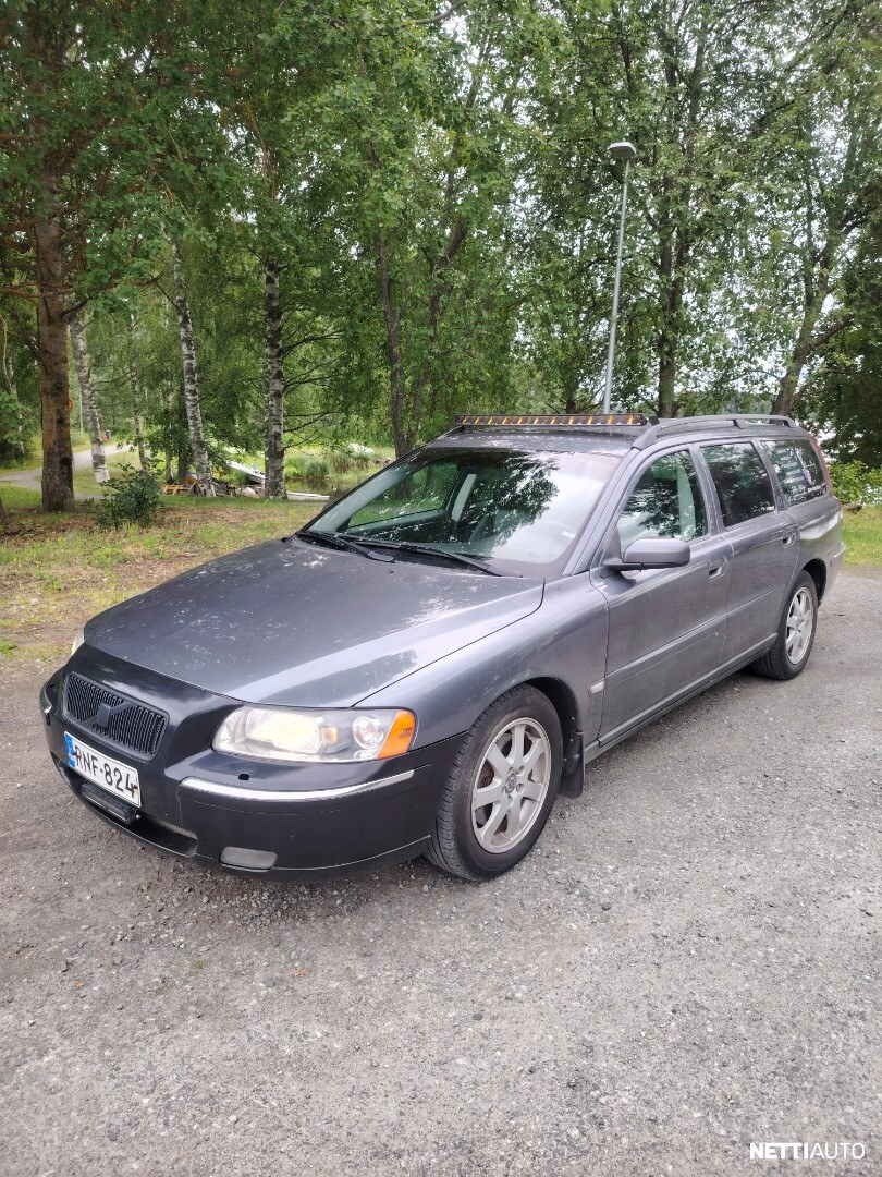 Volvo V70 2006, photo 4/20