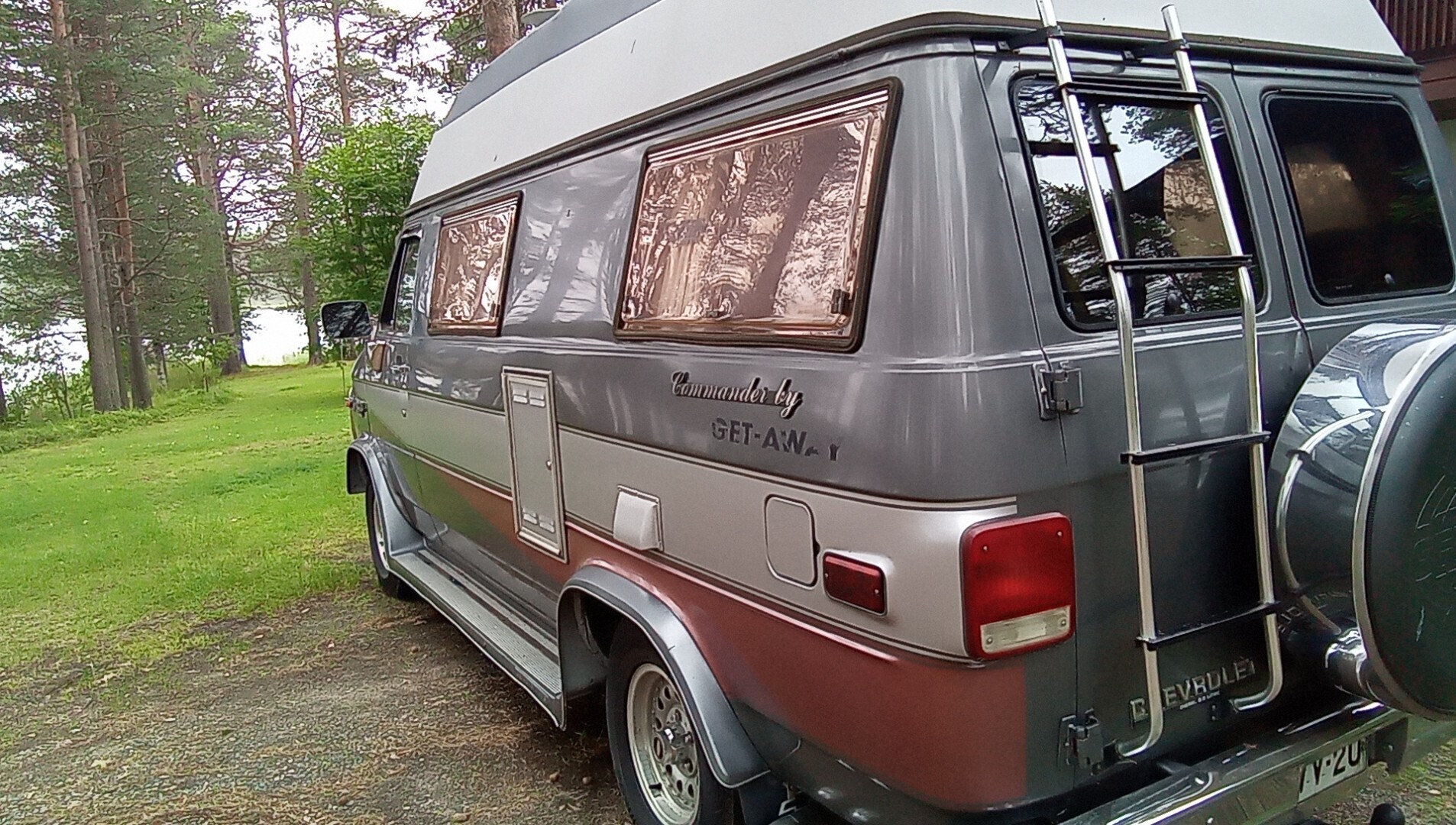 Chevrolet Chevy Van