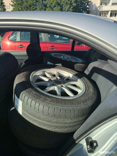 BMW 520 i 2003, photo 7/18
