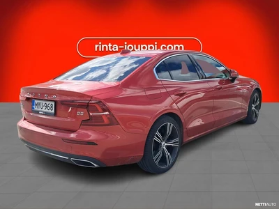Volvo S60 2021, photo 3/4