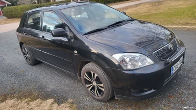 Toyota Corolla 1,6-4d-hatchback-5v 2004, photo 3/10