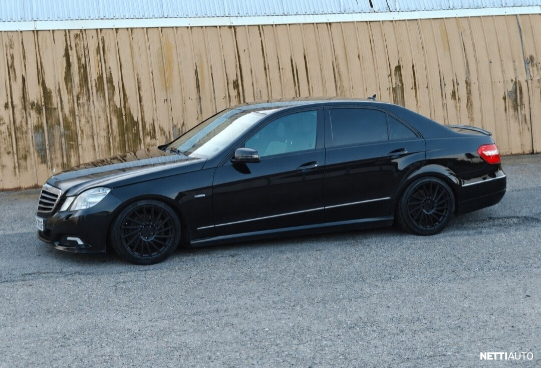 Mercedes-Benz E
