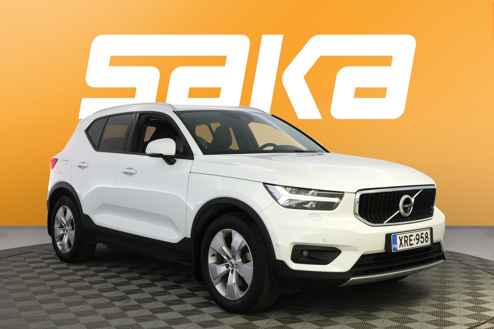 Volvo XC40 B4 AWD MHEV Momentum Edition DCT aut