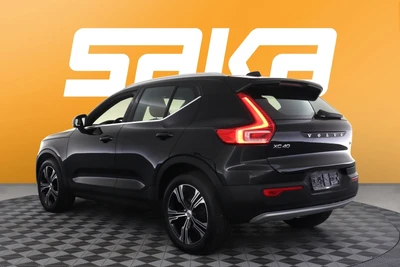 Volvo XC40 T3 Business Inscription aut 2022, photo 5/32