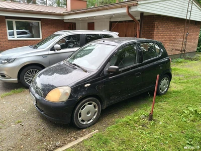 Toyota Yaris 2001, photo 1/10