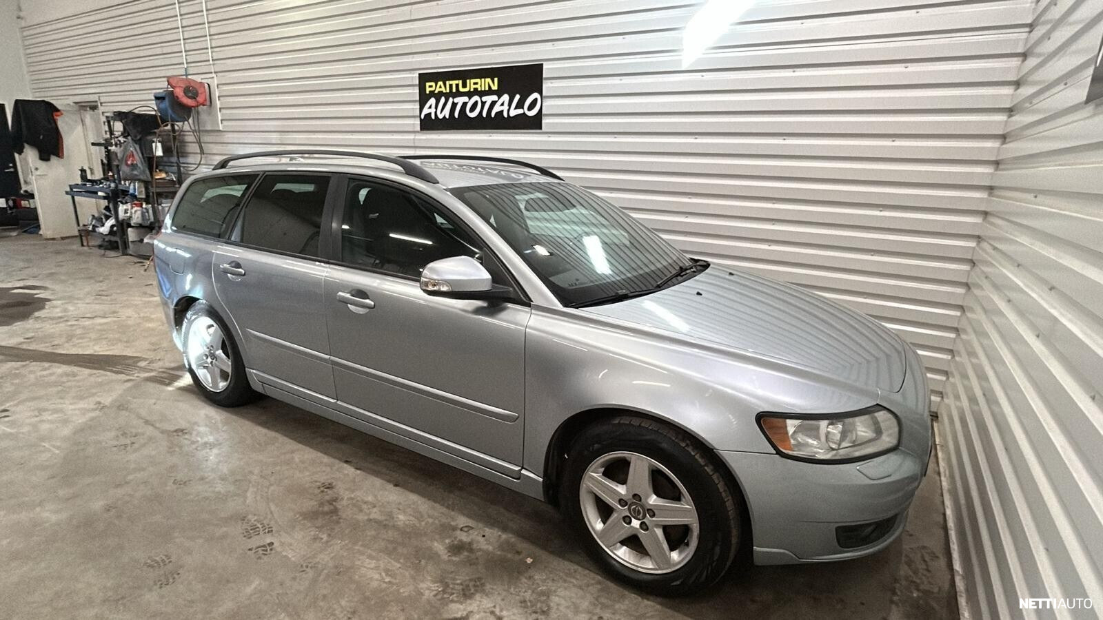Volvo V50